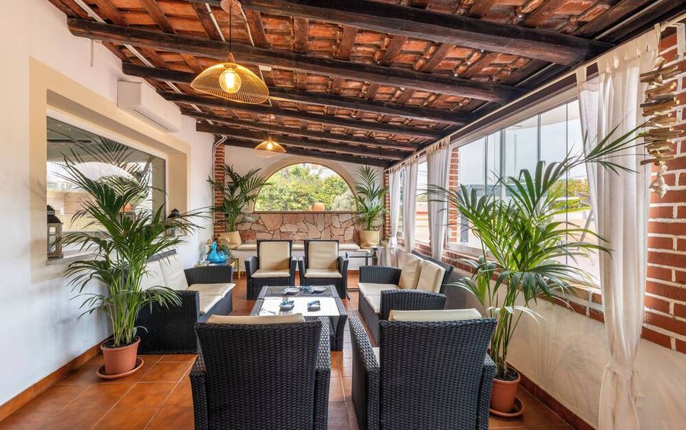 Patio Gambar