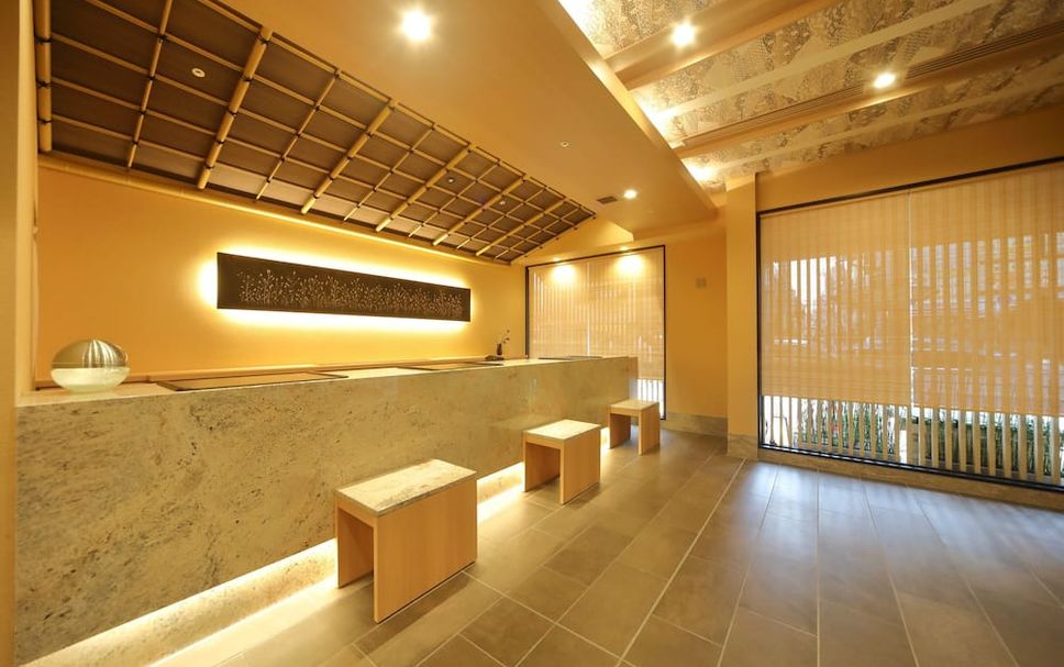 Meja Penyambut Tetamu Gambar