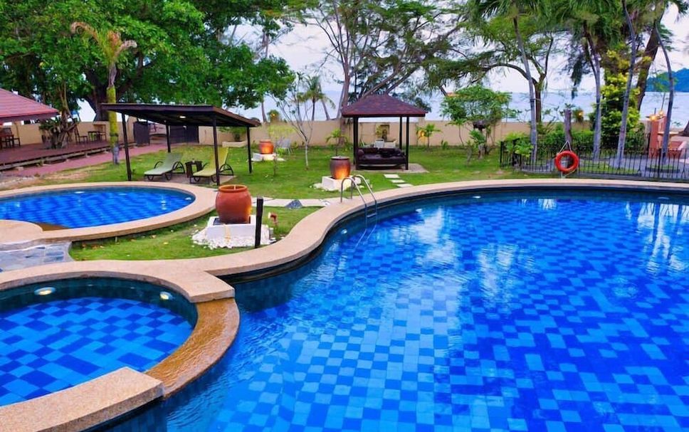 Kolam renang Gambar