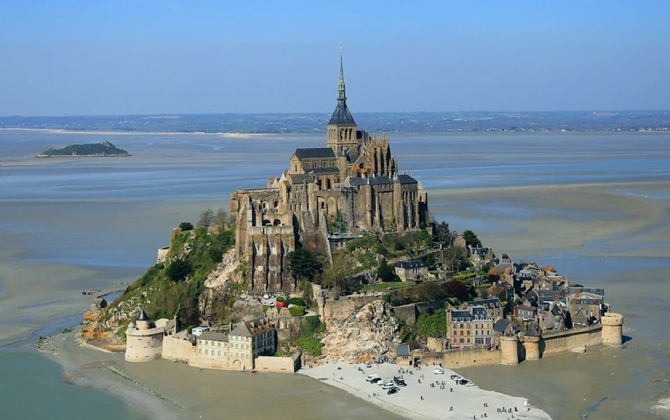 Hotel amenity Gambar