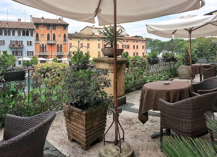 Patio Gambar