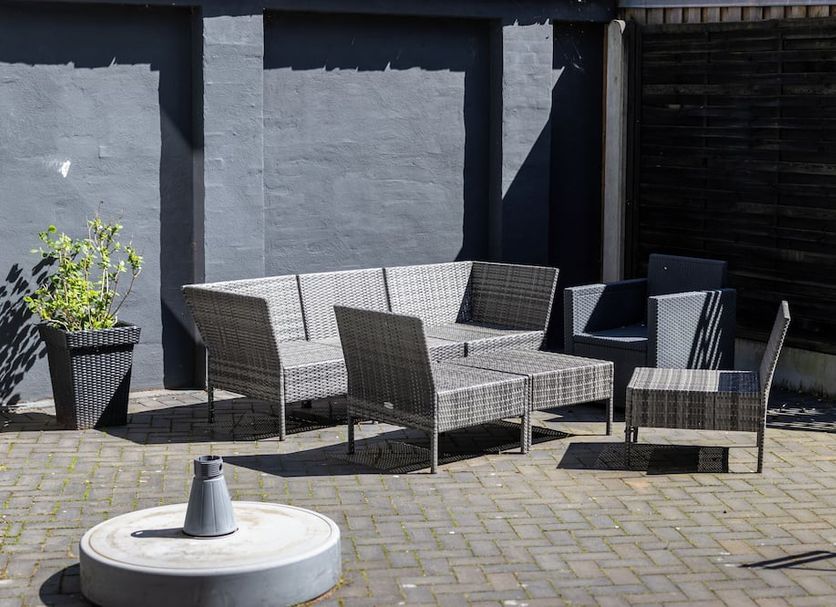 Patio Gambar