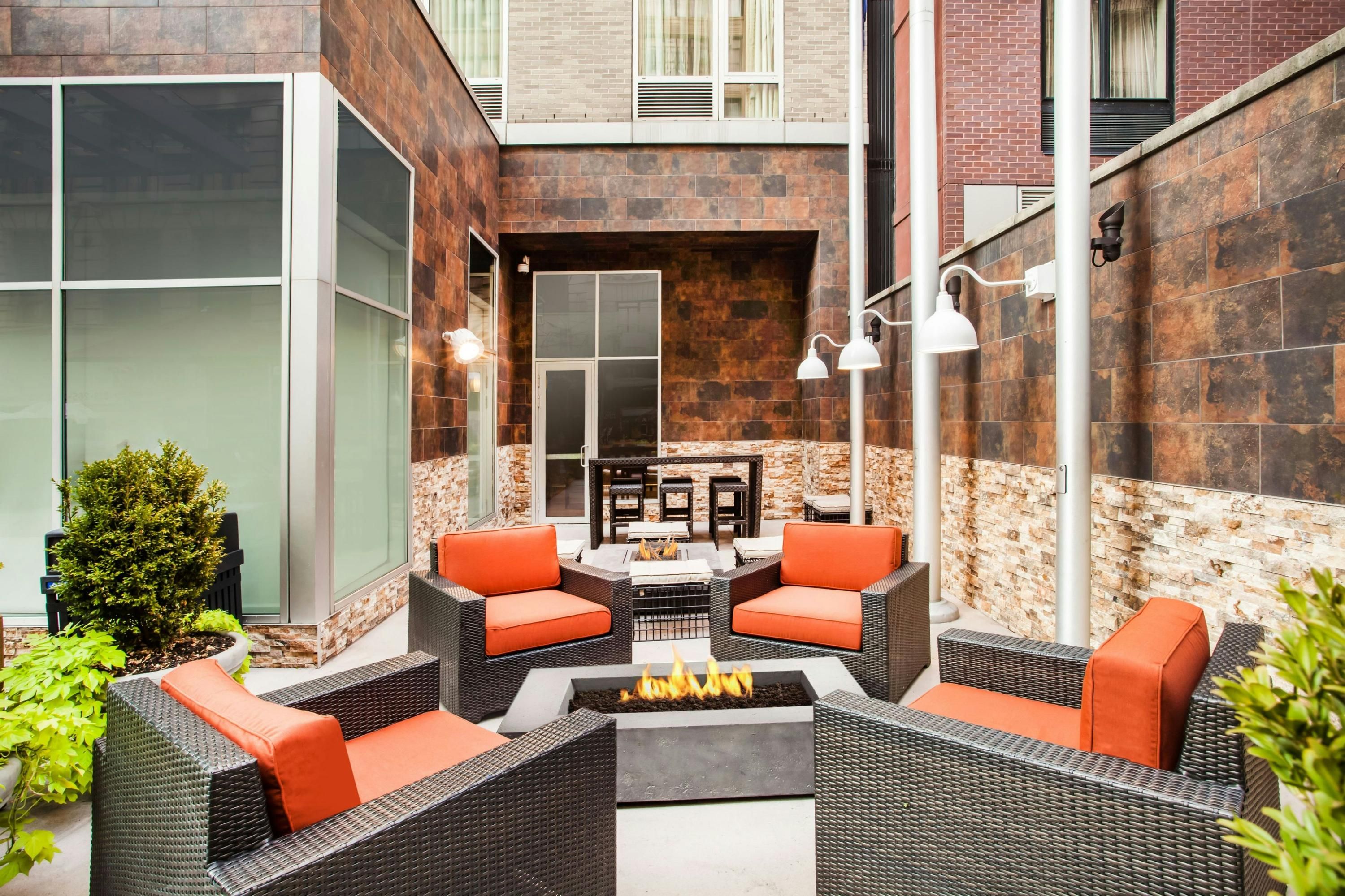 Patio Gambar