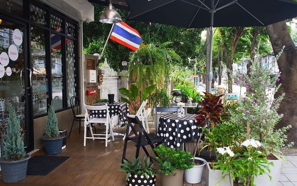 Patio Gambar