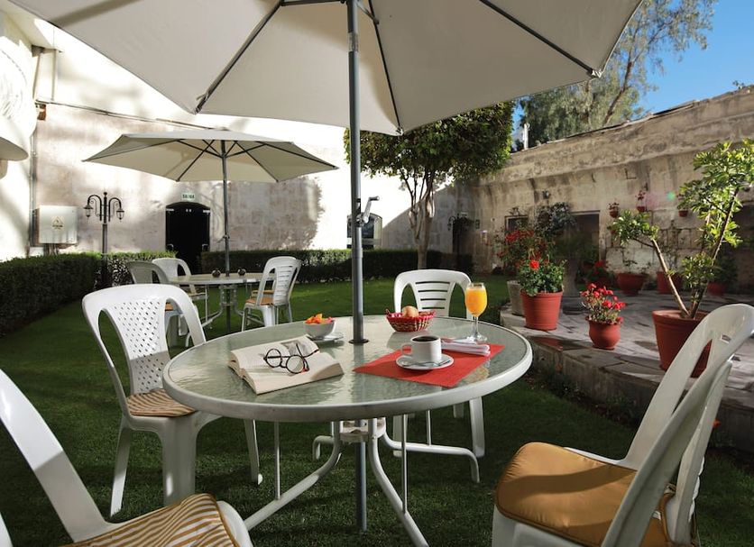 Patio Gambar