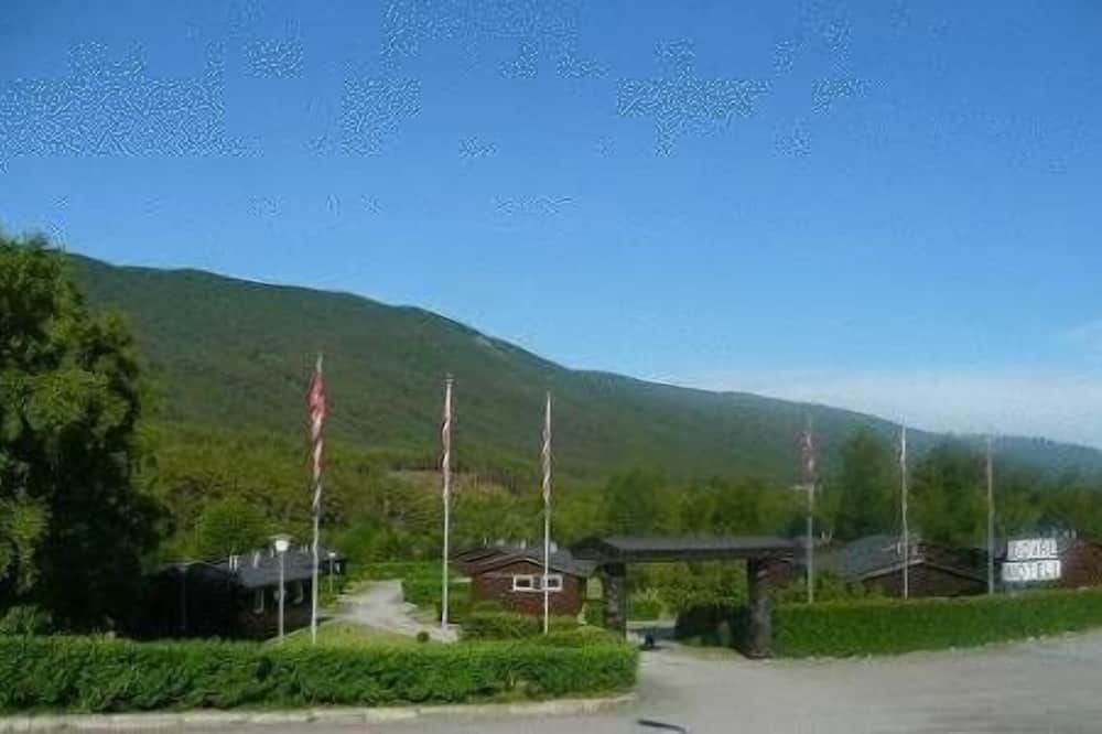Pemandangan luar