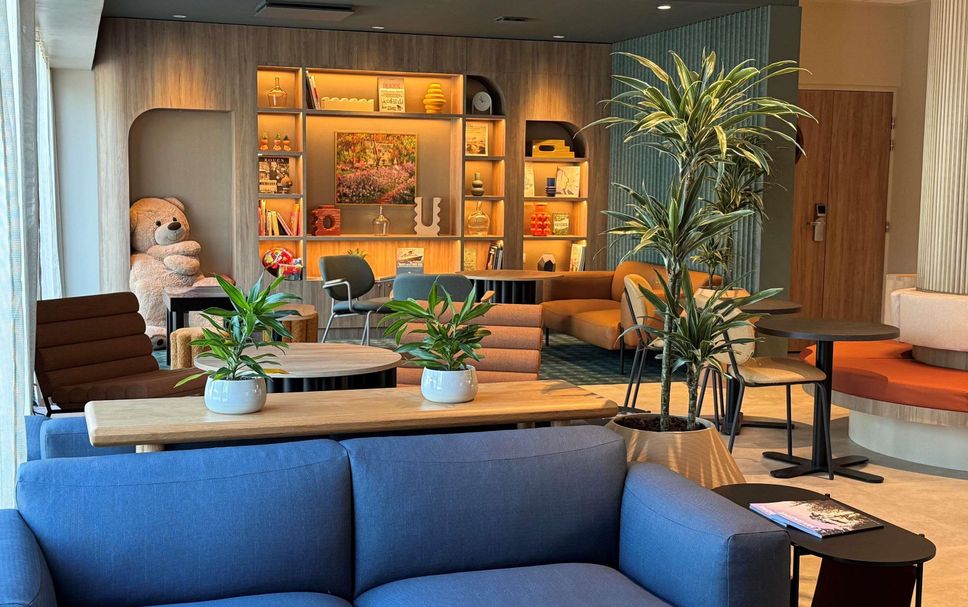 Balai Menunggu Gambar