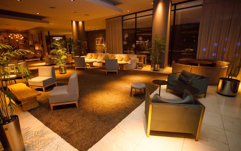 Balai Menunggu Gambar