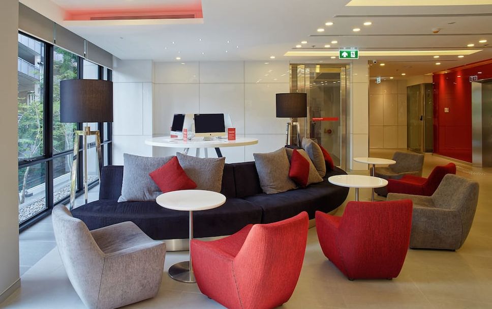 Balai Menunggu Gambar