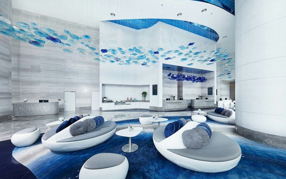 Meja Penyambut Tetamu Gambar