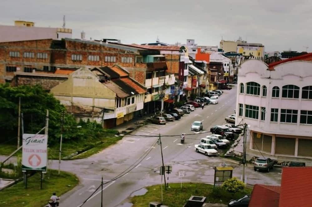Pemandangan luar