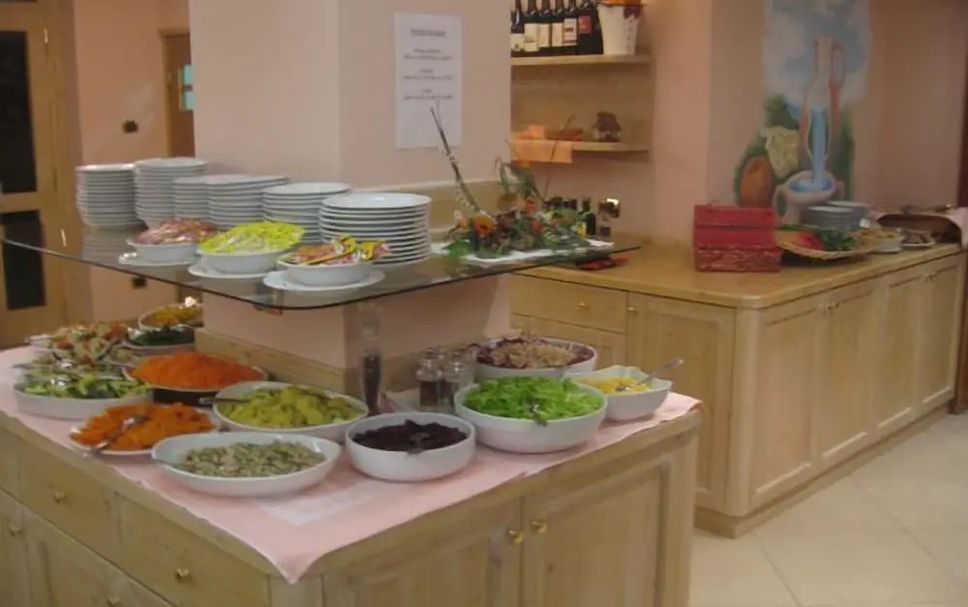 Buffet Gambar