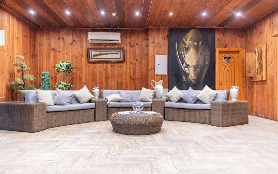 Balai Menunggu Gambar