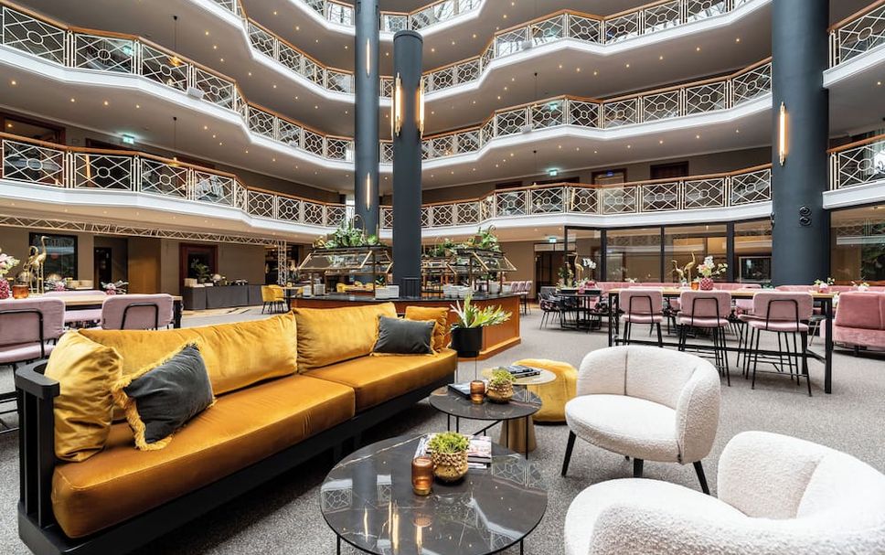 Balai Menunggu Gambar