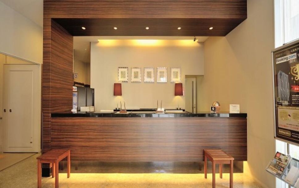 Meja Penyambut Tetamu Gambar