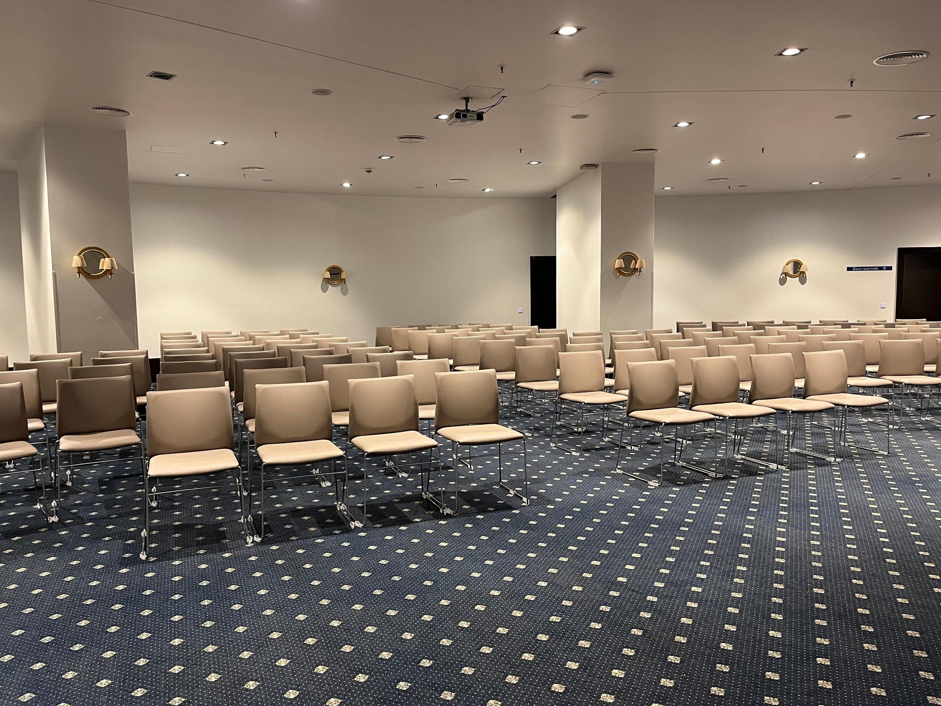 Bilik persidangan
