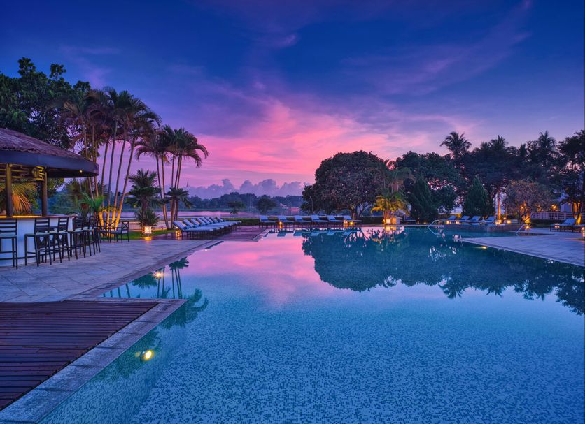 Kolam renang Gambar