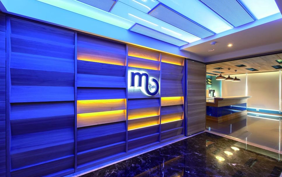 Meja Penyambut Tetamu Gambar