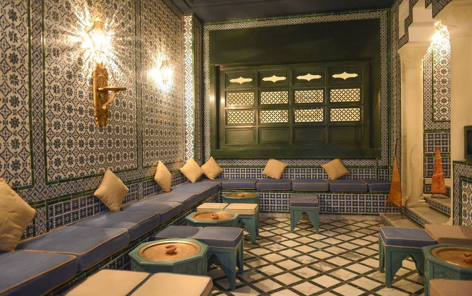 Balai Menunggu Gambar