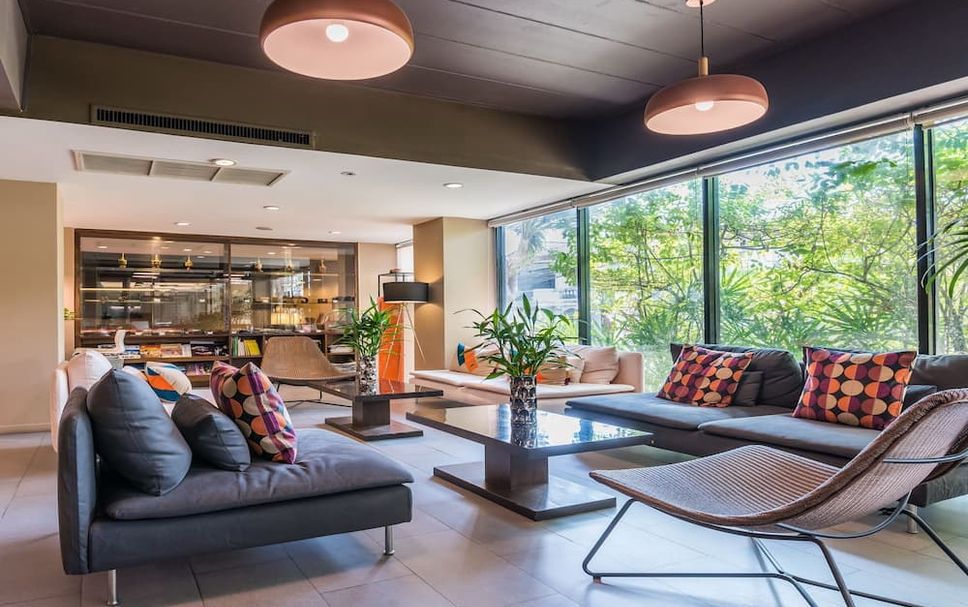 Balai Menunggu Gambar