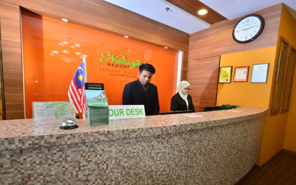 Meja Penyambut Tetamu Gambar