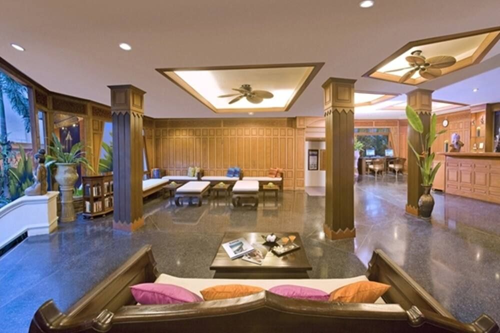 Lobi