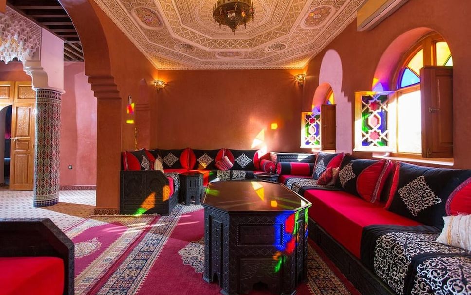 Balai Menunggu Gambar