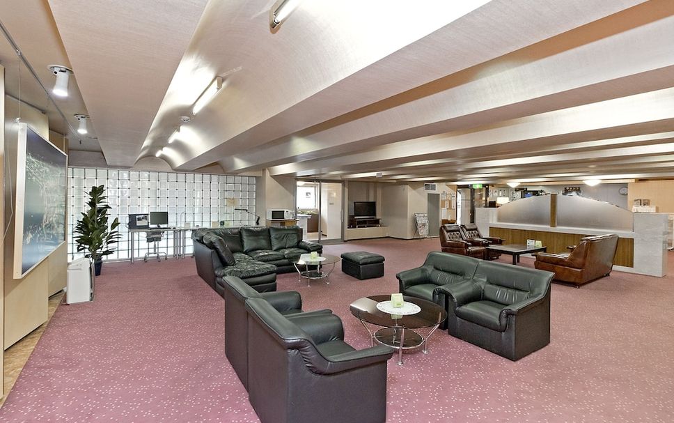 Balai Menunggu Gambar