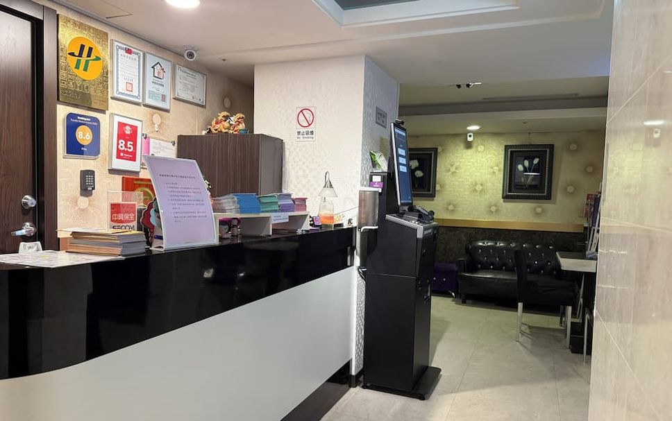 Meja Penyambut Tetamu Gambar
