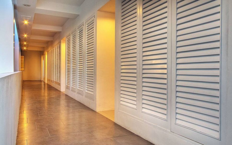 hallway Gambar