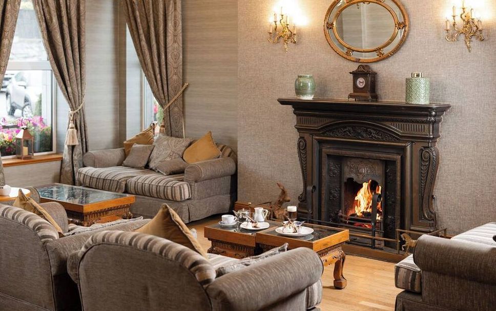 Balai Menunggu Gambar