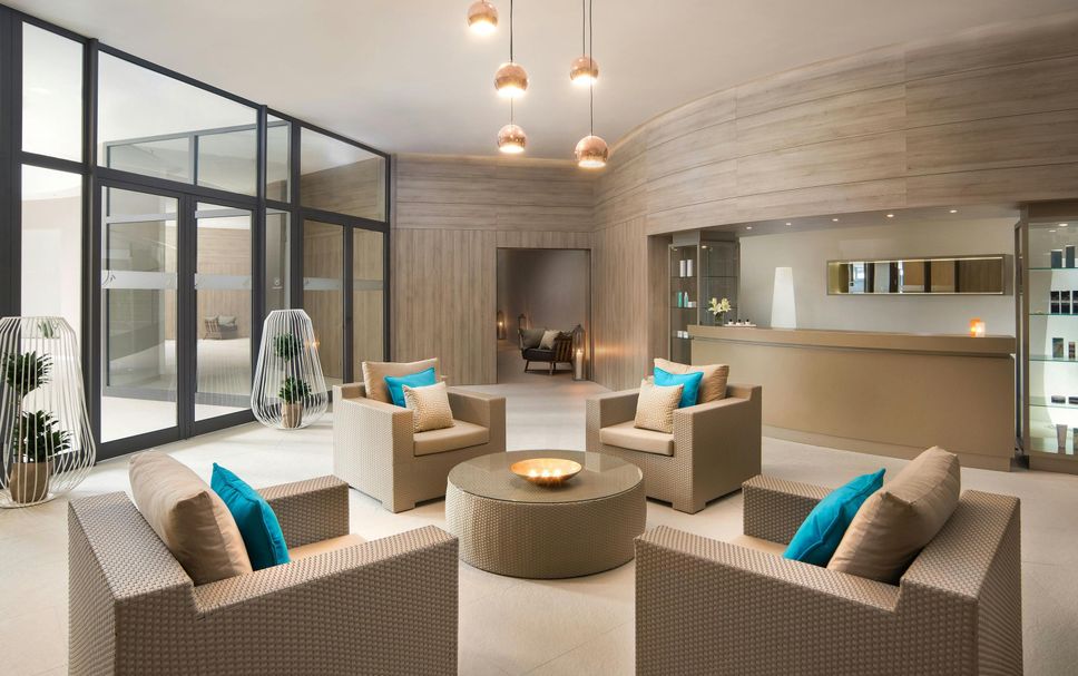 Balai Menunggu Gambar