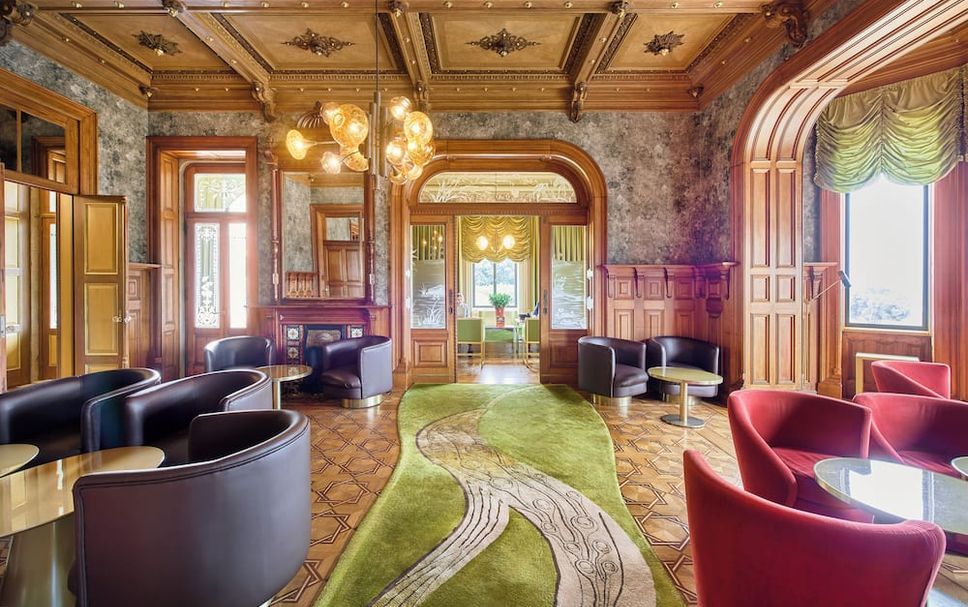 Balai Menunggu Gambar