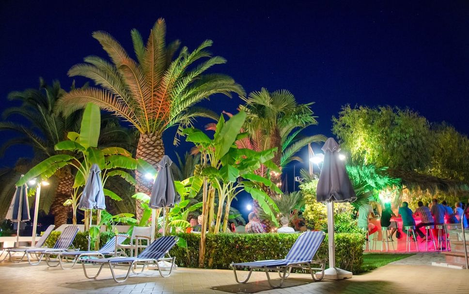 Patio Gambar