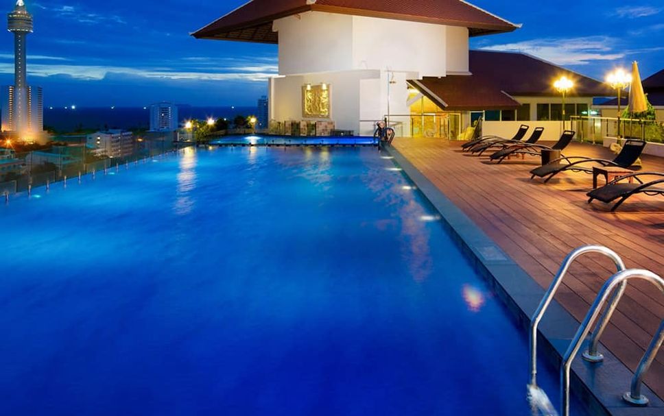 Kolam renang Gambar