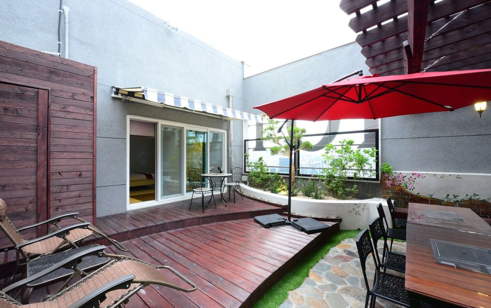 Patio Gambar