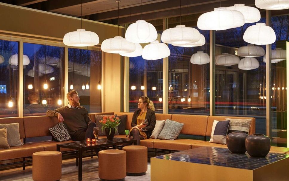 Balai Menunggu Gambar