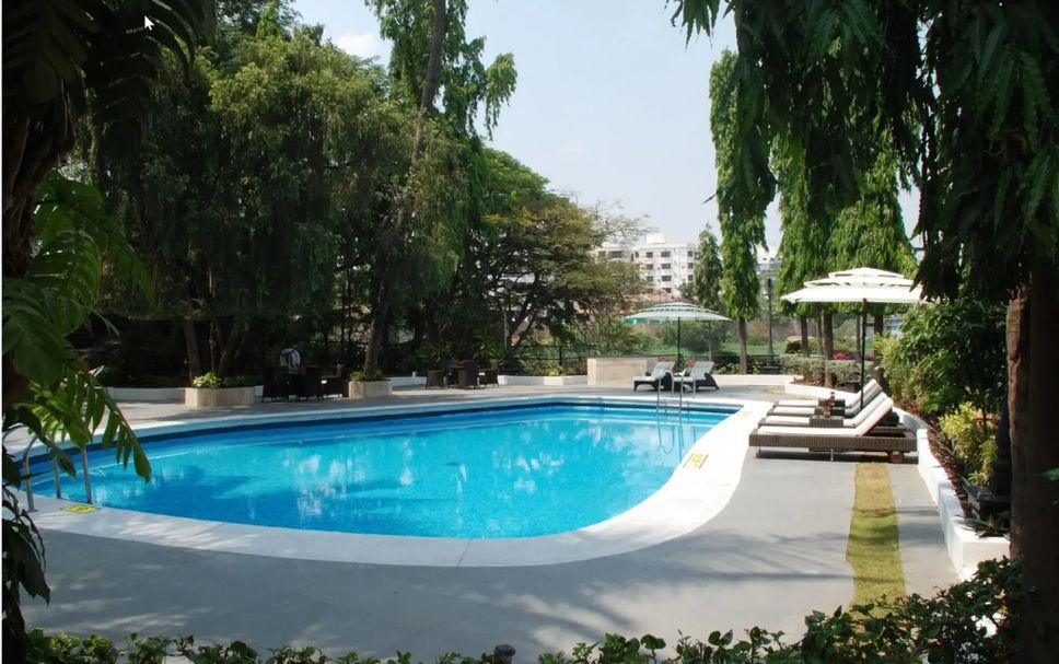 Kolam renang Gambar