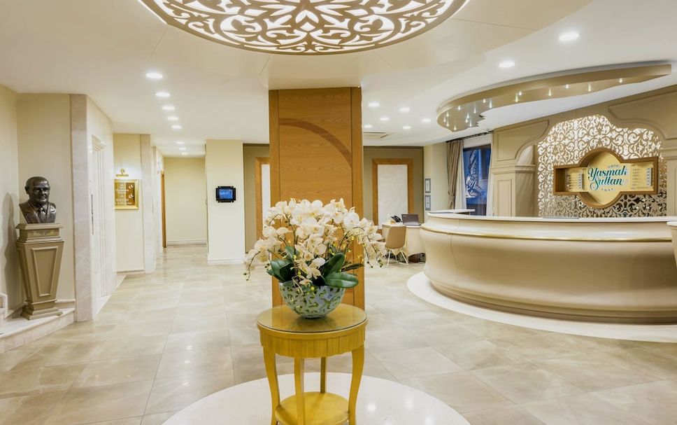 Meja Penyambut Tetamu Gambar