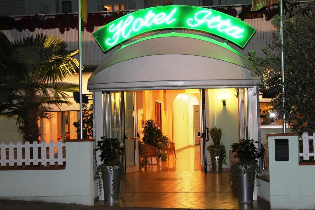 Pintu Masuk Hotel