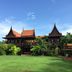 Pemandangan luar