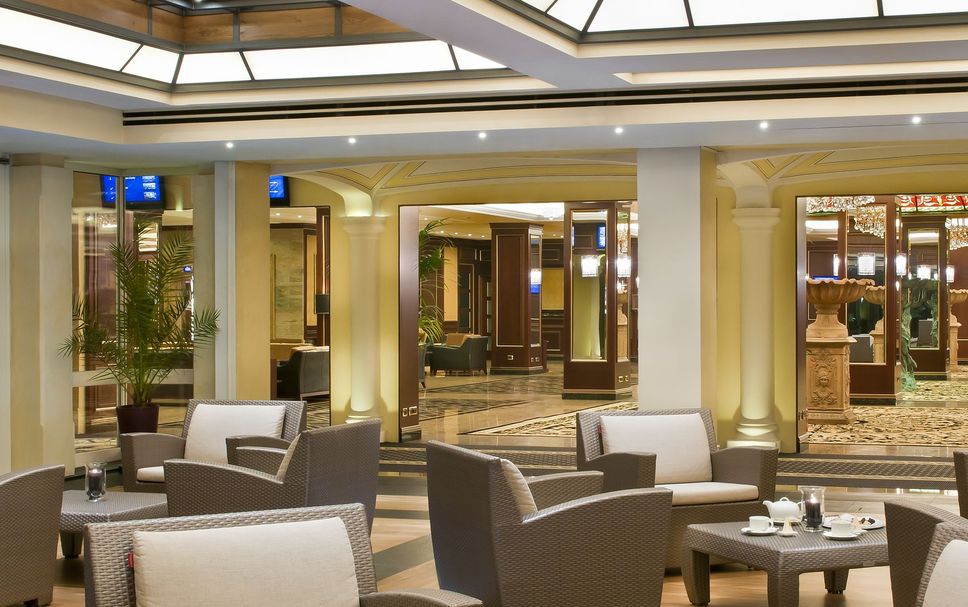 Balai Menunggu Gambar