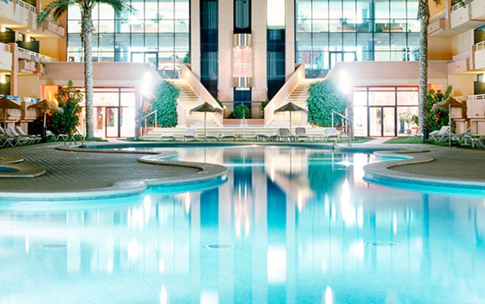 Kolam renang Gambar