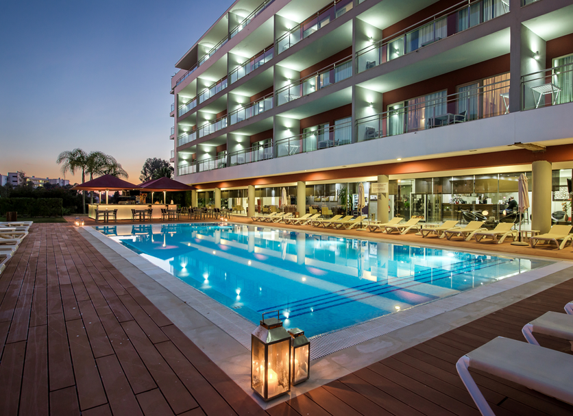 Kolam renang Gambar