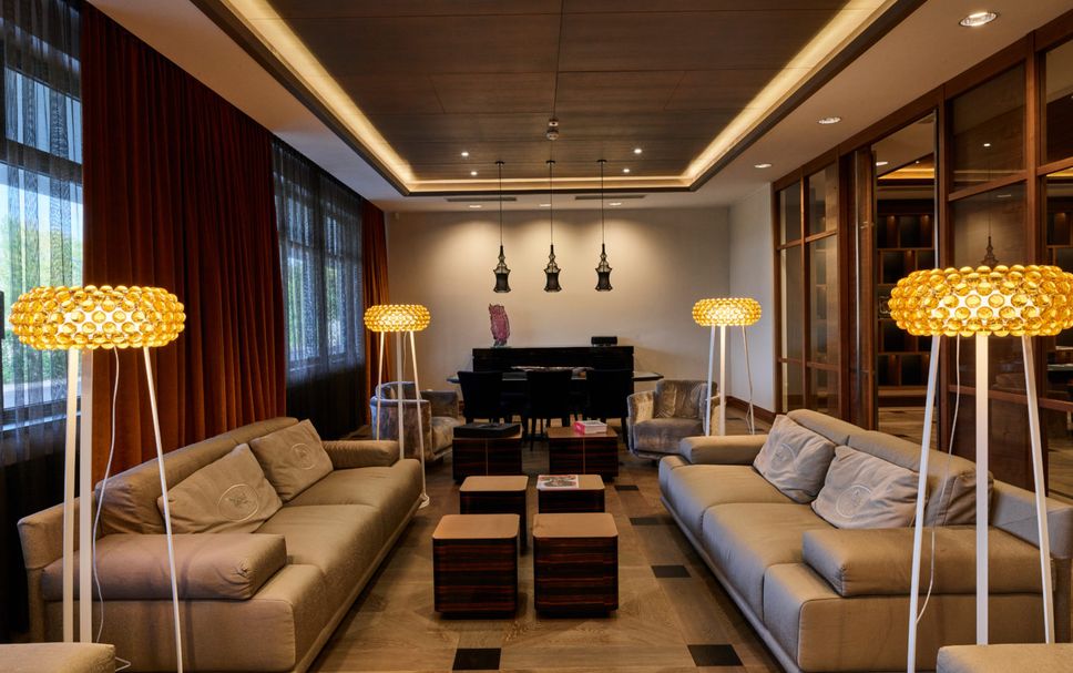 Balai Menunggu Gambar