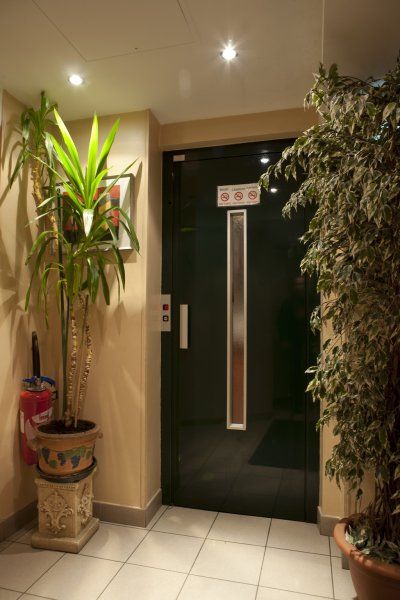 Pintu Masuk Hotel