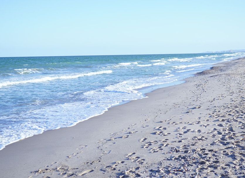 Pantai Gambar