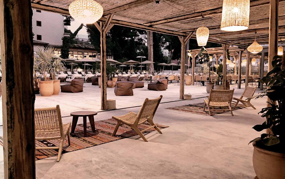 Patio Gambar