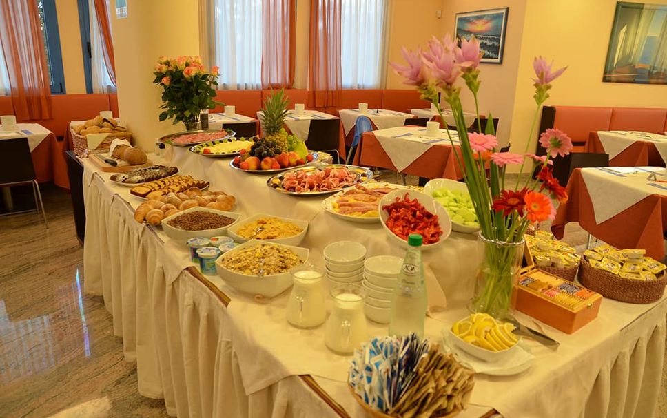 Buffet Gambar