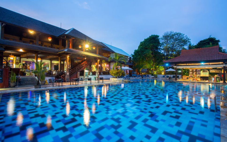 Kolam renang Gambar